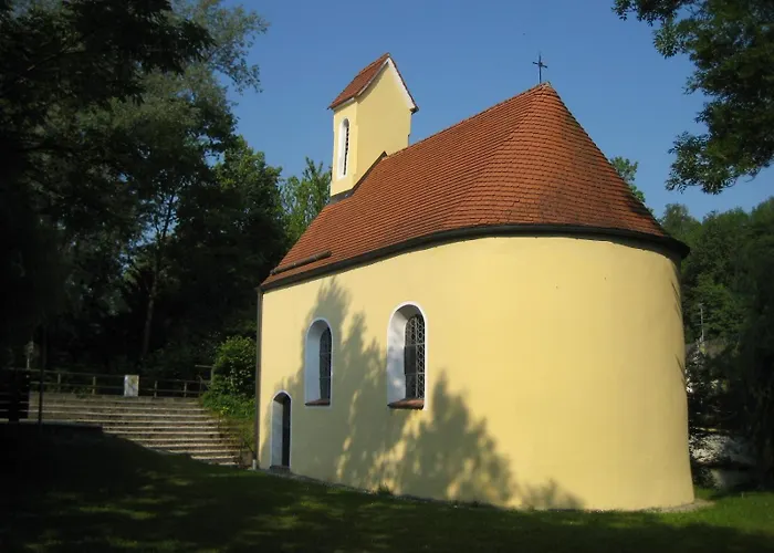 Bei Muenchen In Grafrath 